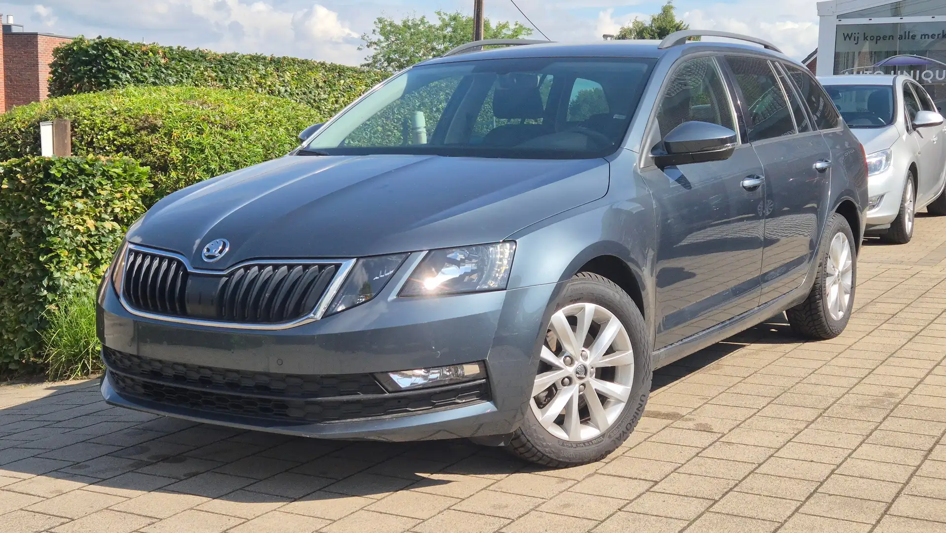 Skoda Octavia SW 1.0 TSI*CarPlay*GPS*277€ P/MOIS SANS ACOMPTE Gris - 2
