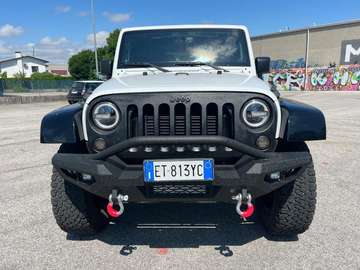 Wrangler III 2014 2.8 crd Sahara auto