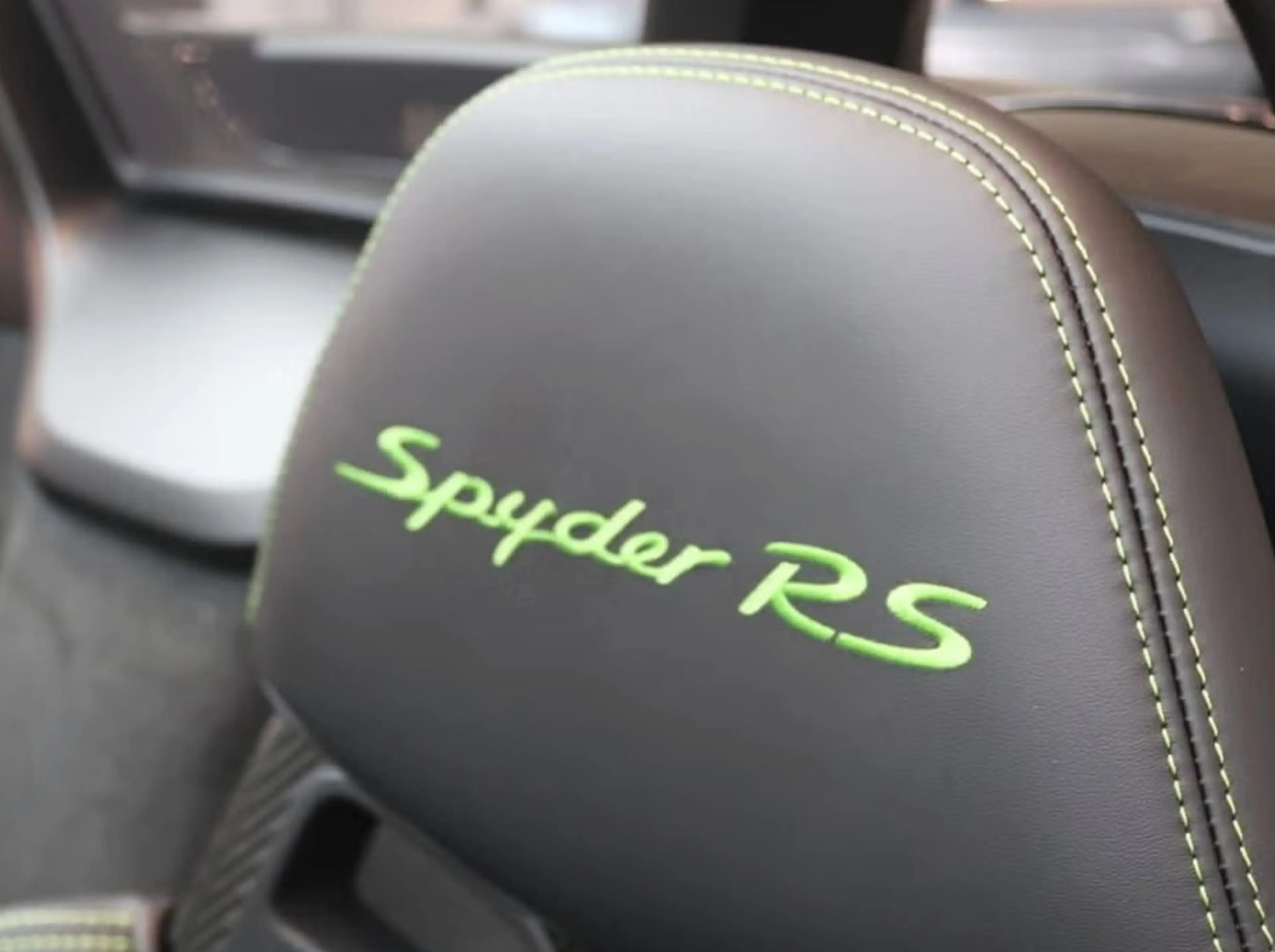 Porsche Boxster 718 Boxster Spyder RS — photo 7