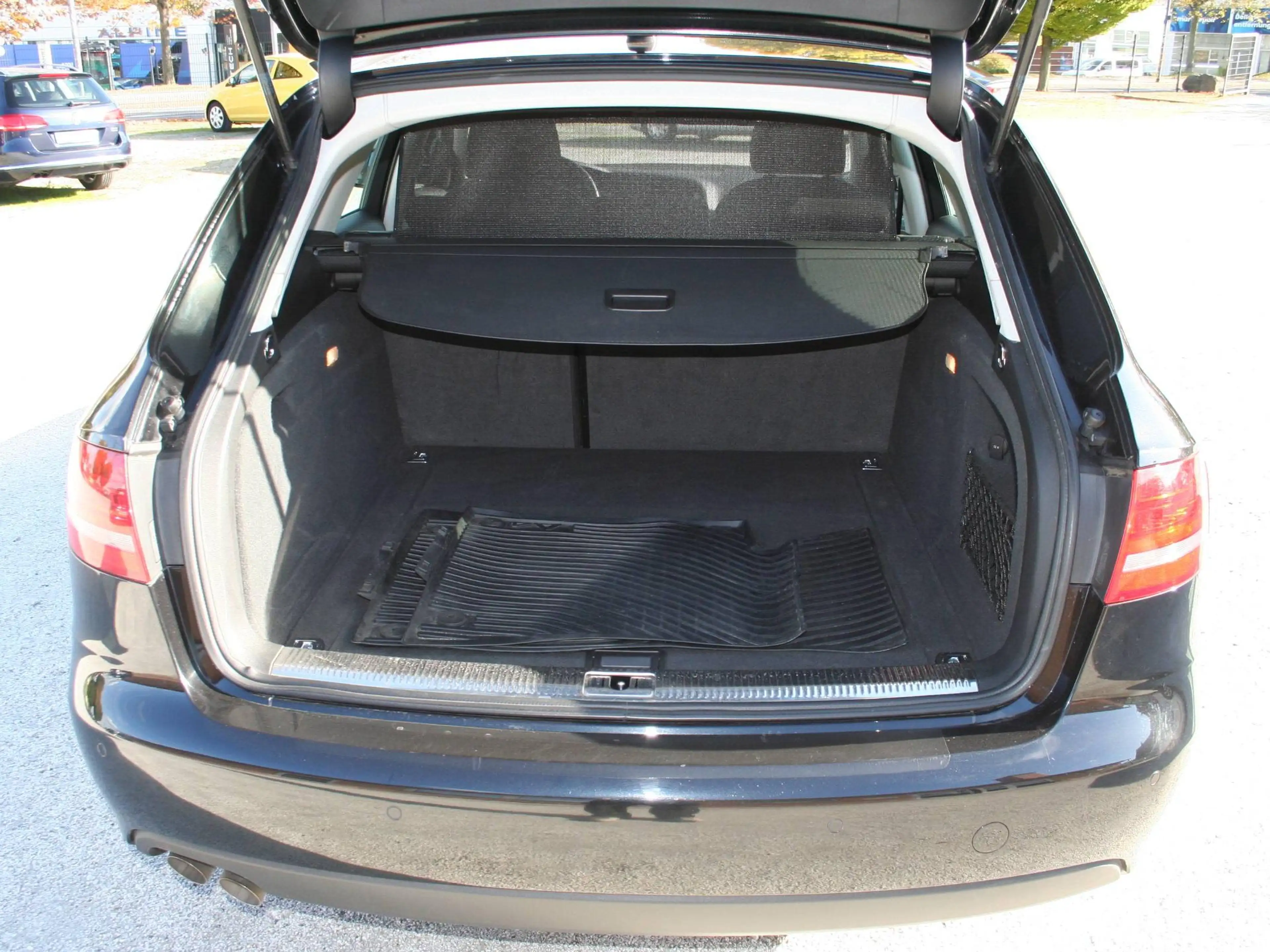 Audi A4 Avant 2.0 TDI *Standheizung*Xenon* — photo 14
