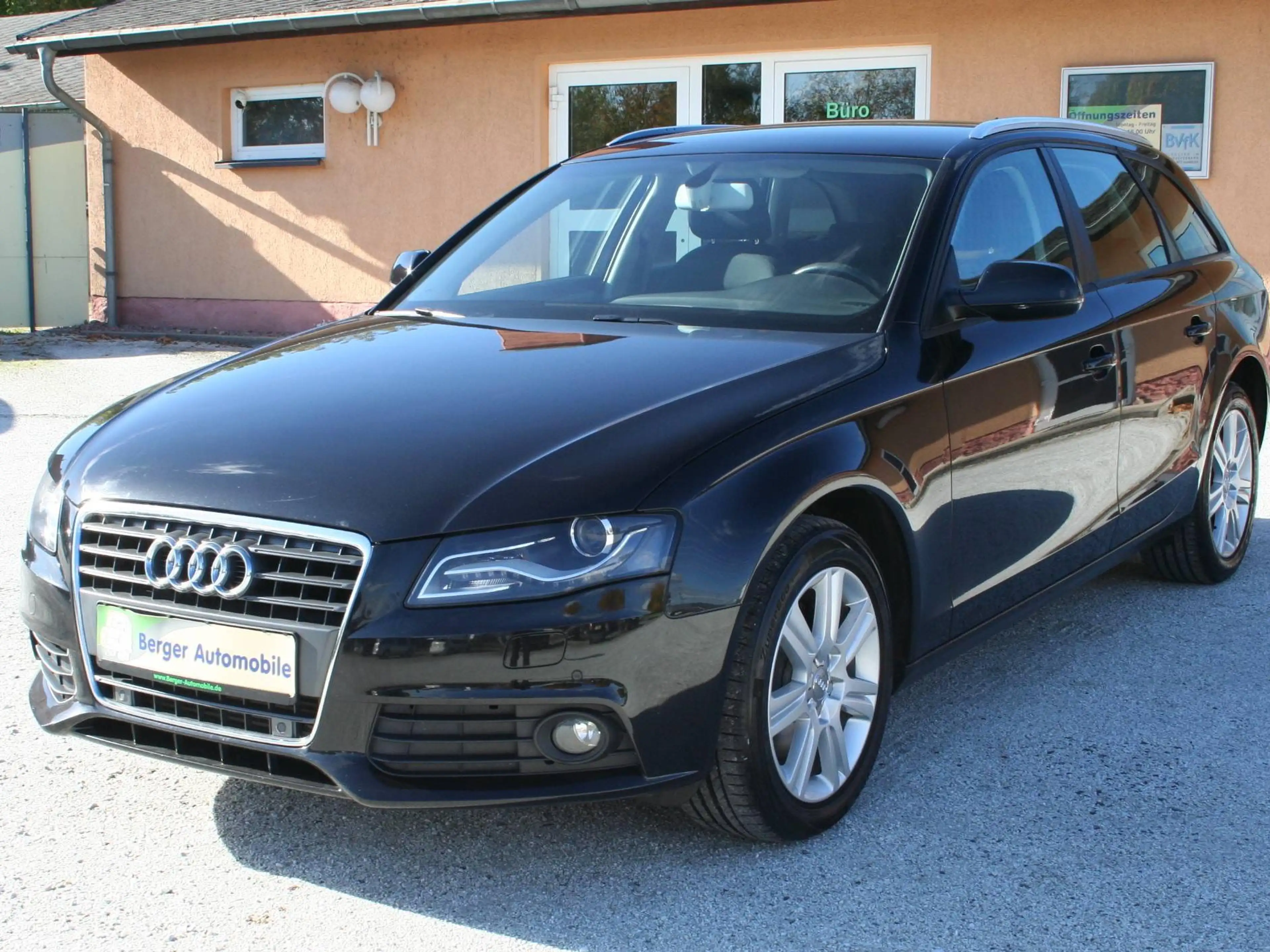 Audi A4 Avant 2.0 TDI *Standheizung*Xenon* — photo 2