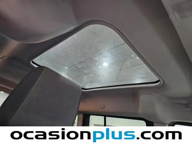 Ford Tourneo Connect view 8