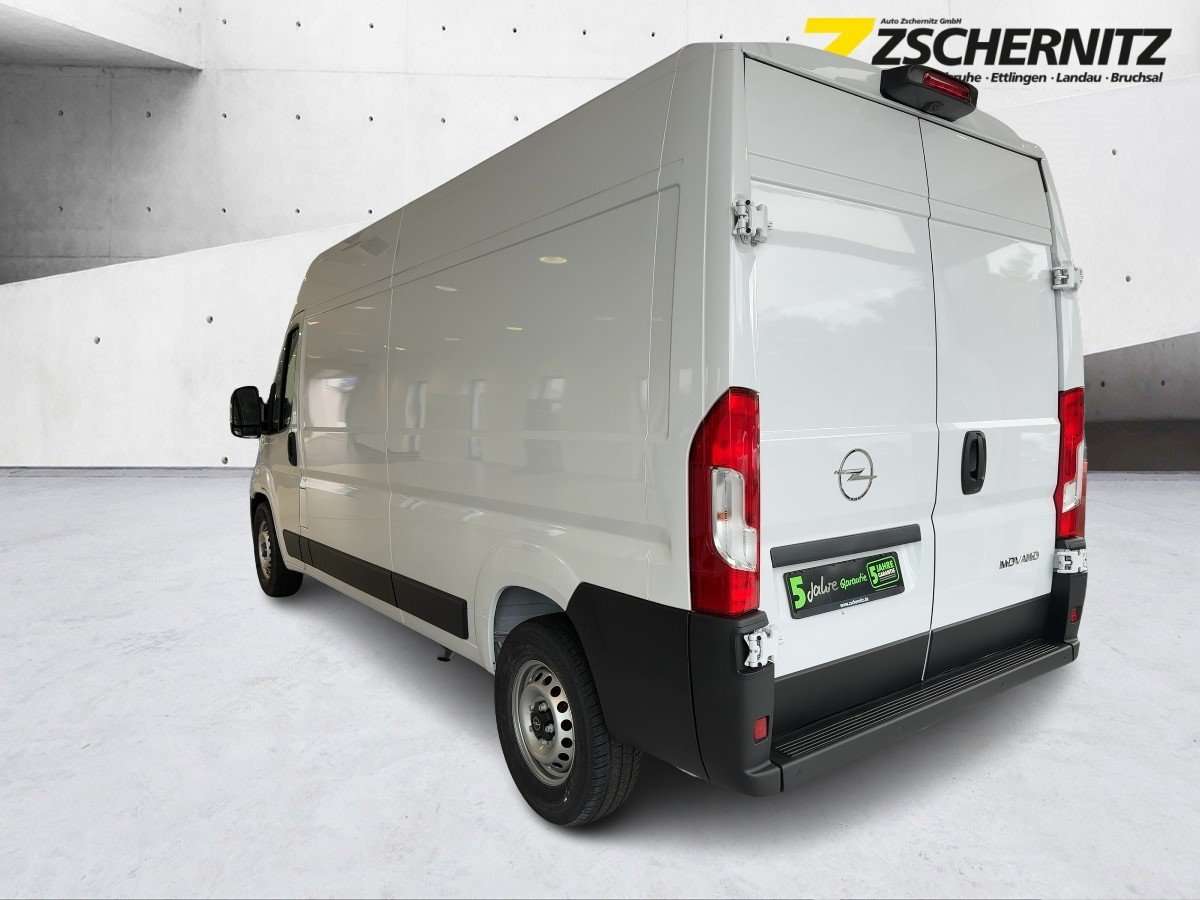 Opel Movano