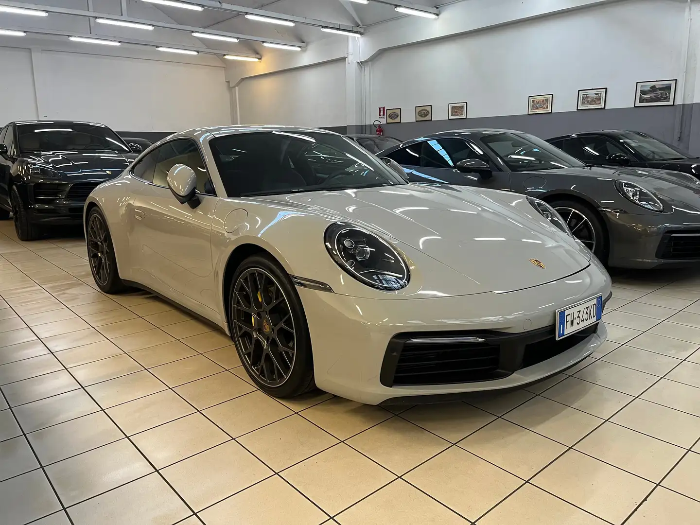 Porsche 911 Coupe 3.0 Carrera S auto Grigio - 2