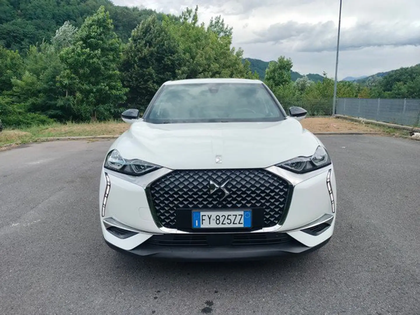 DS Automobiles DS 3 Crossback PureTech 100 So Chic Bianco - 2