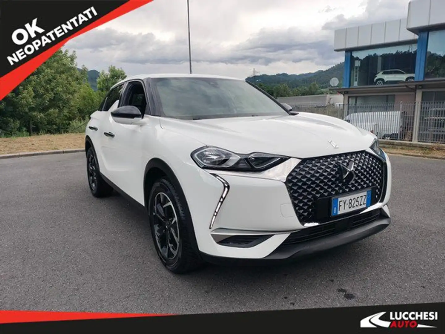 DS Automobiles DS 3 Crossback PureTech 100 So Chic Bianco - 1