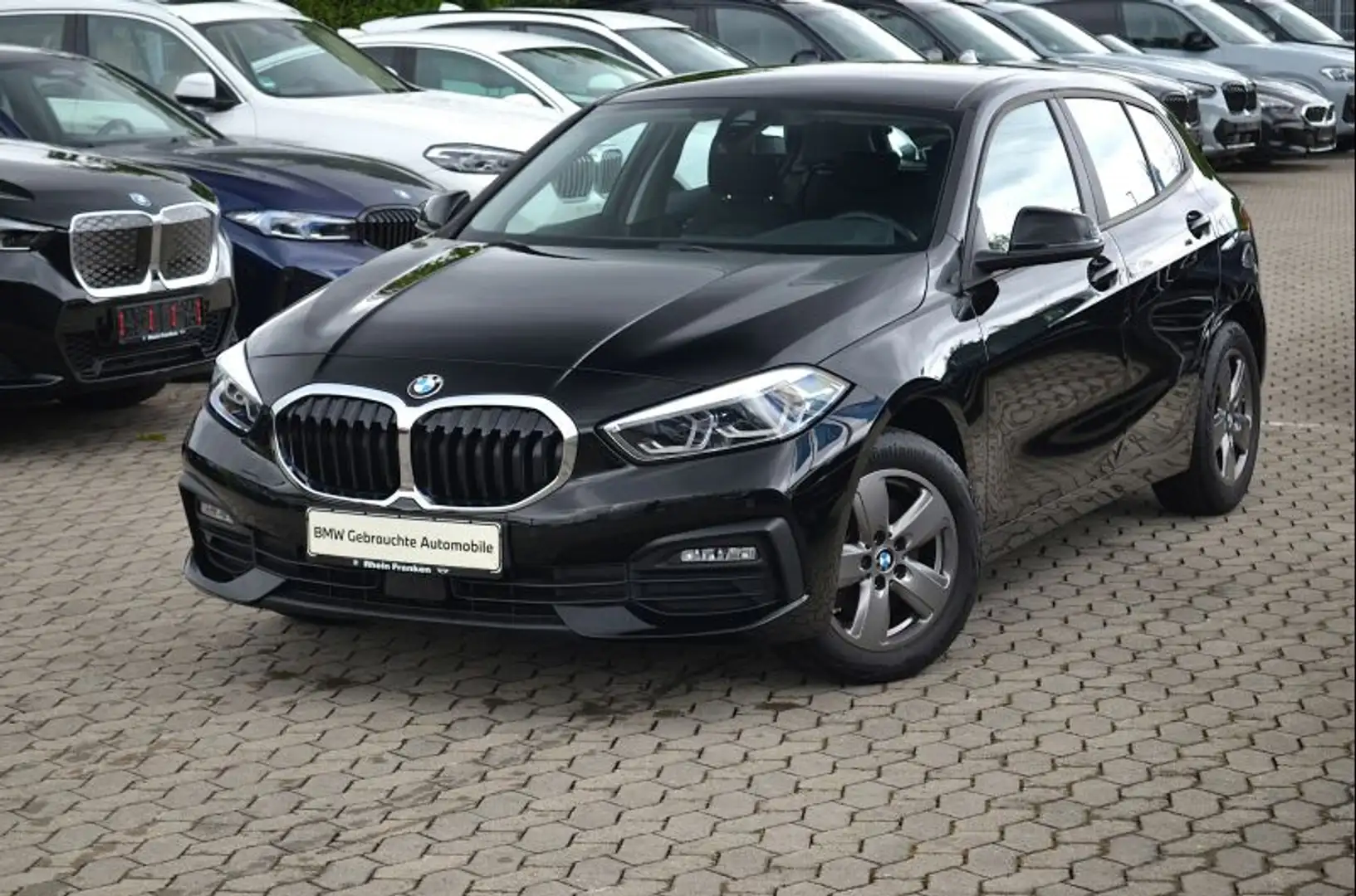 BMW 118 i Advantage LiveCptProf.LED.PDC vo+hi.Sitzhzg Schwarz - 2