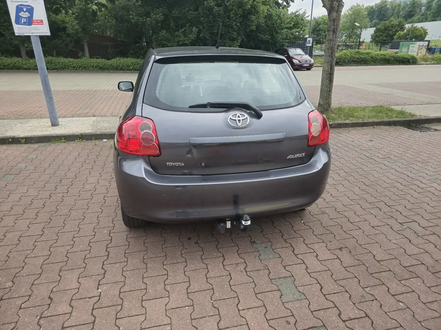 Toyota Auris 1.4 D-4D - 1