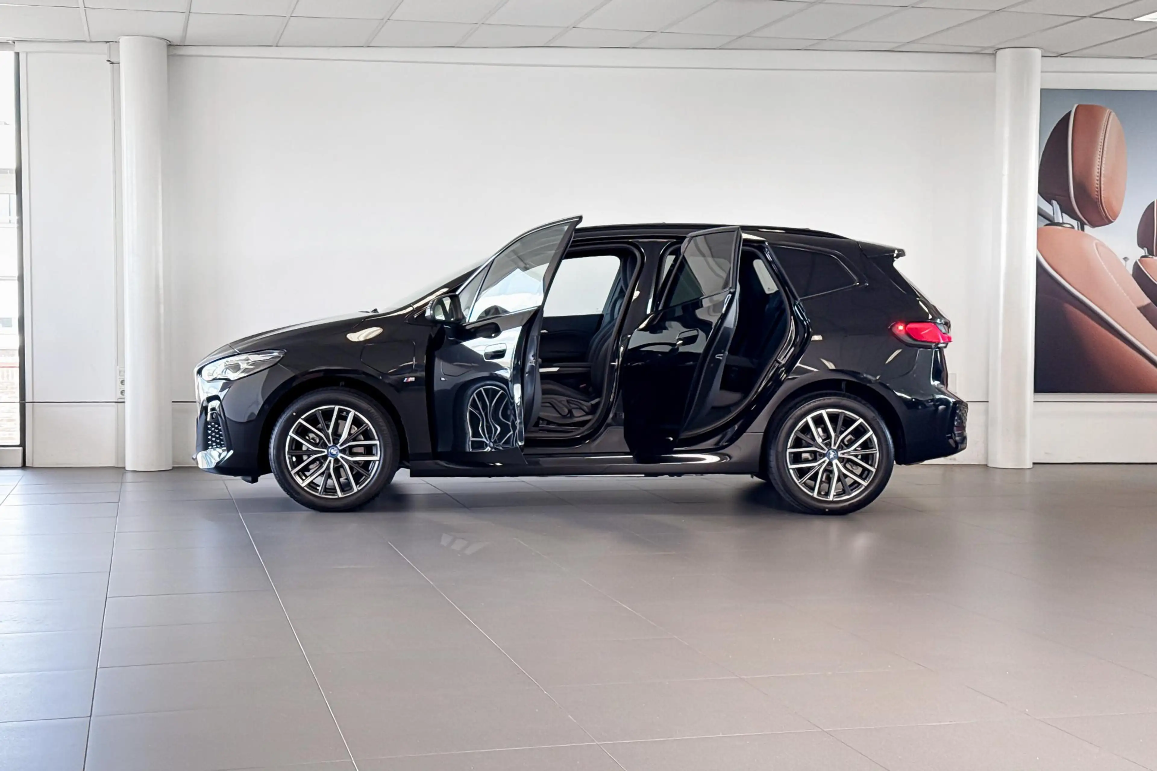 BMW 225 2 Serie Active Tourer 225e xDrive | M Sport | Glaz — photo 3