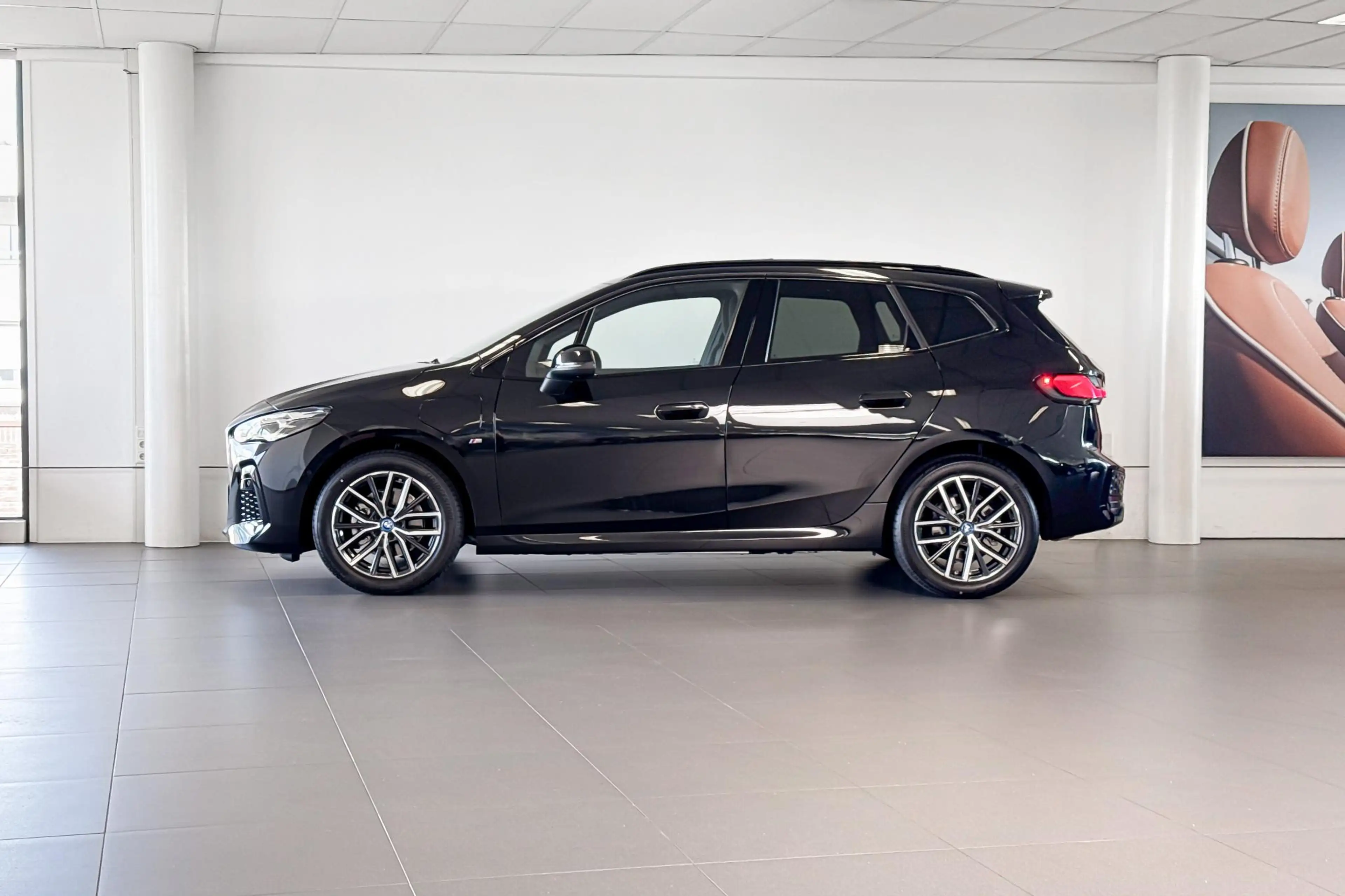 BMW 225 2 Serie Active Tourer 225e xDrive | M Sport | Glaz — photo 2