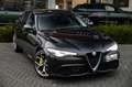 Alfa Romeo Giulia 2.0 Turbo 16V AT8-Q4 Veloce-H/K-CAMERA-DAB-CRUISE Schwarz - thumbnail 5