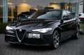 Alfa Romeo Giulia 2.0 Turbo 16V AT8-Q4 Veloce-H/K-CAMERA-DAB-CRUISE Schwarz - thumbnail 13