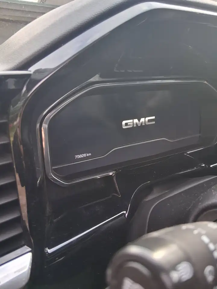 GMC Sierra 1500 fotografie GMC Sierra 1500