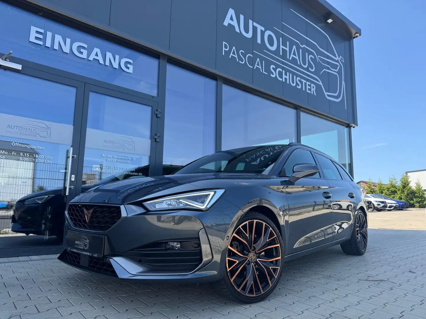 CUPRA Leon 2.0 TSI/DSG/LED/ACC/AHK/APP/KAMERA/VIRTUAL - 1