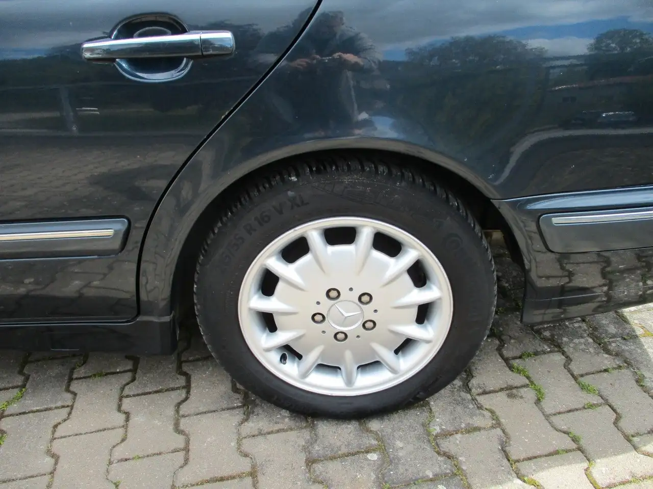 Mercedes-Benz E 200 Kompressor, foto 3