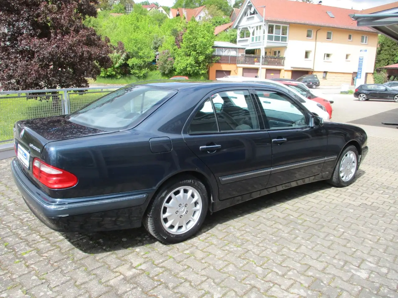 Mercedes-Benz E 200 Kompressor, foto 6