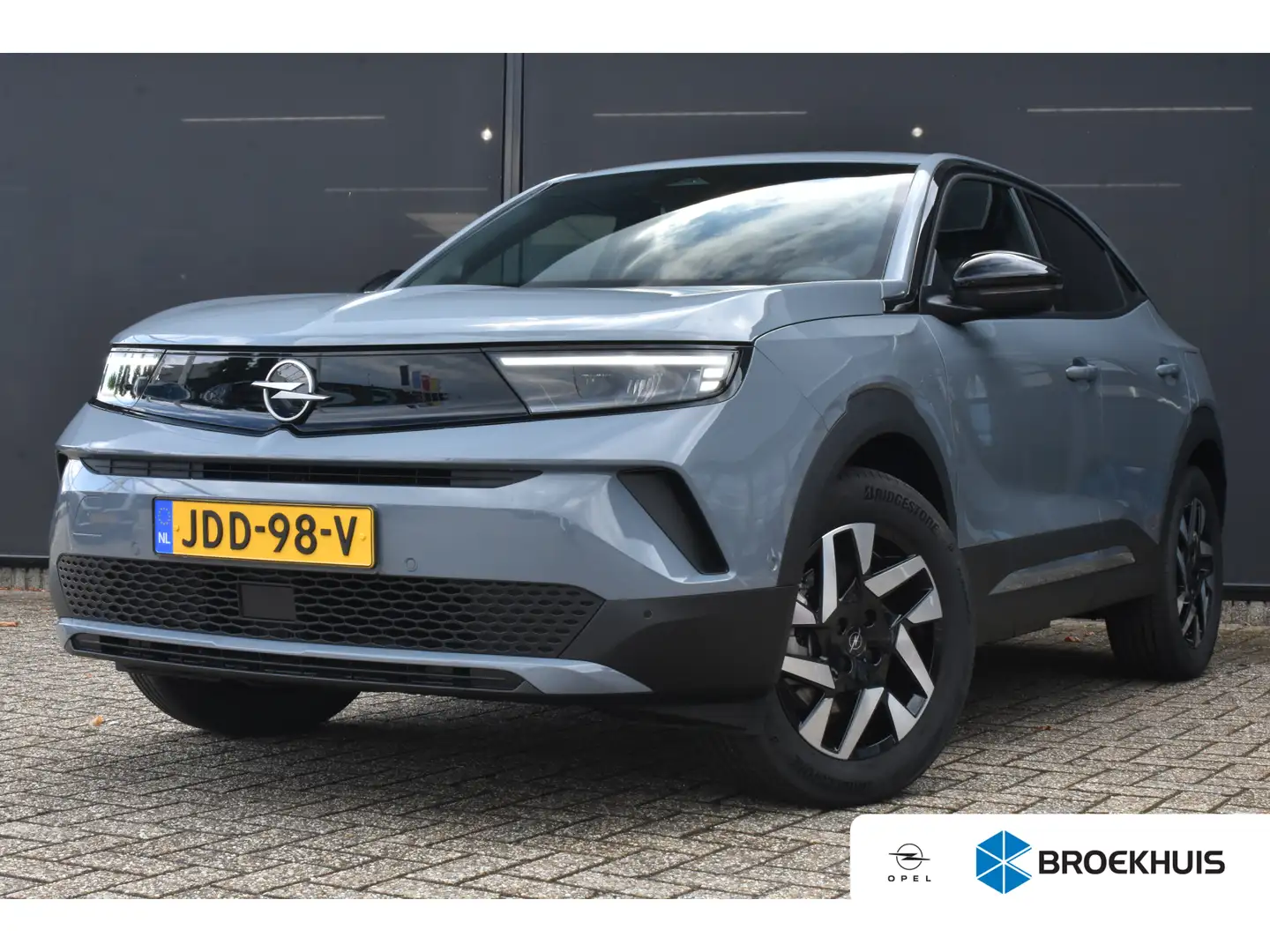 Opel Mokka-E Electric Business Edition 54 kWh 3 Fase 156pk DEMO Grijs - 1