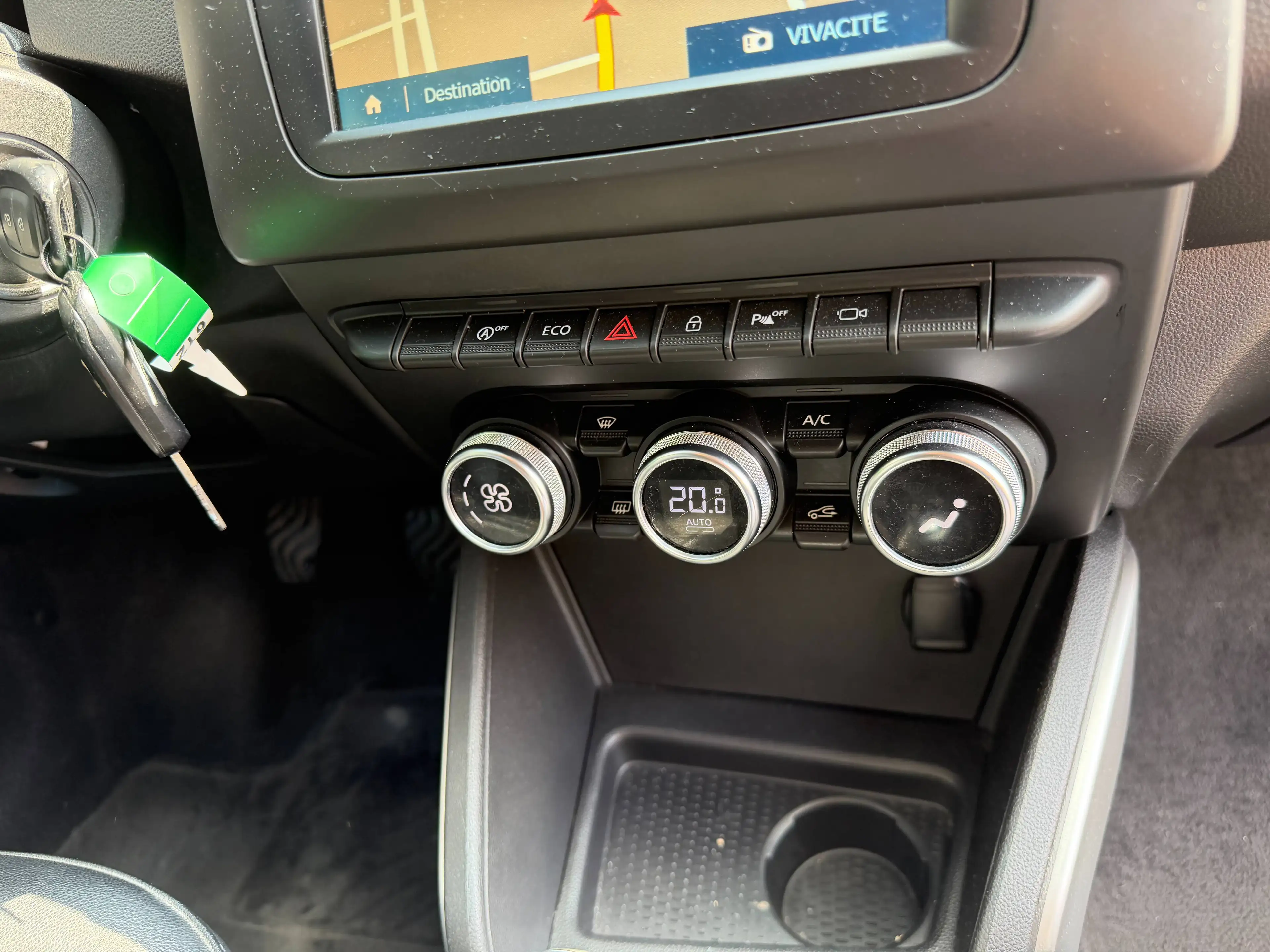 Dacia Duster 1.6 SCe+NAVI+CAMERA 360+CUIR+AIRCO+JANTES+EURO 6C — photo 13