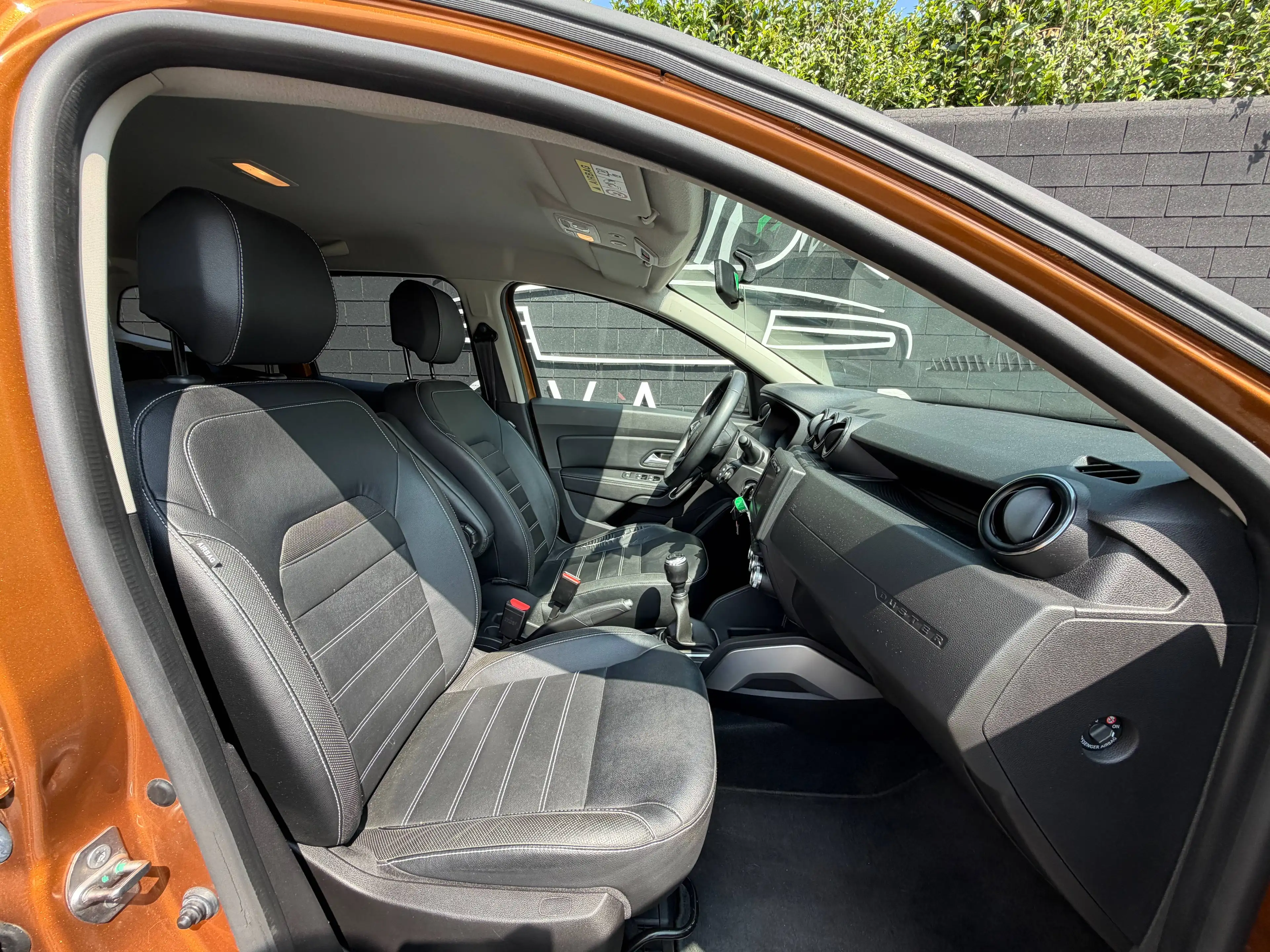 Dacia Duster 1.6 SCe+NAVI+CAMERA 360+CUIR+AIRCO+JANTES+EURO 6C — photo 10