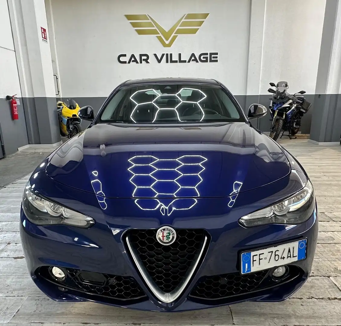 Alfa Romeo Giulia Giulia 2.2 Turbodiesel 180 CV Business Sport Blau - 1