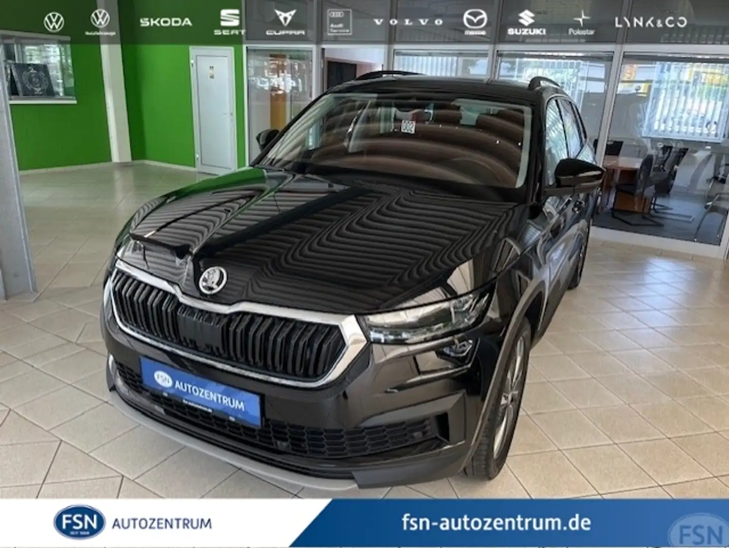 Skoda Kodiaq 1.5 TSI Tour DSG AHK MATRIX NAVI ACC RFK Schwarz - 1