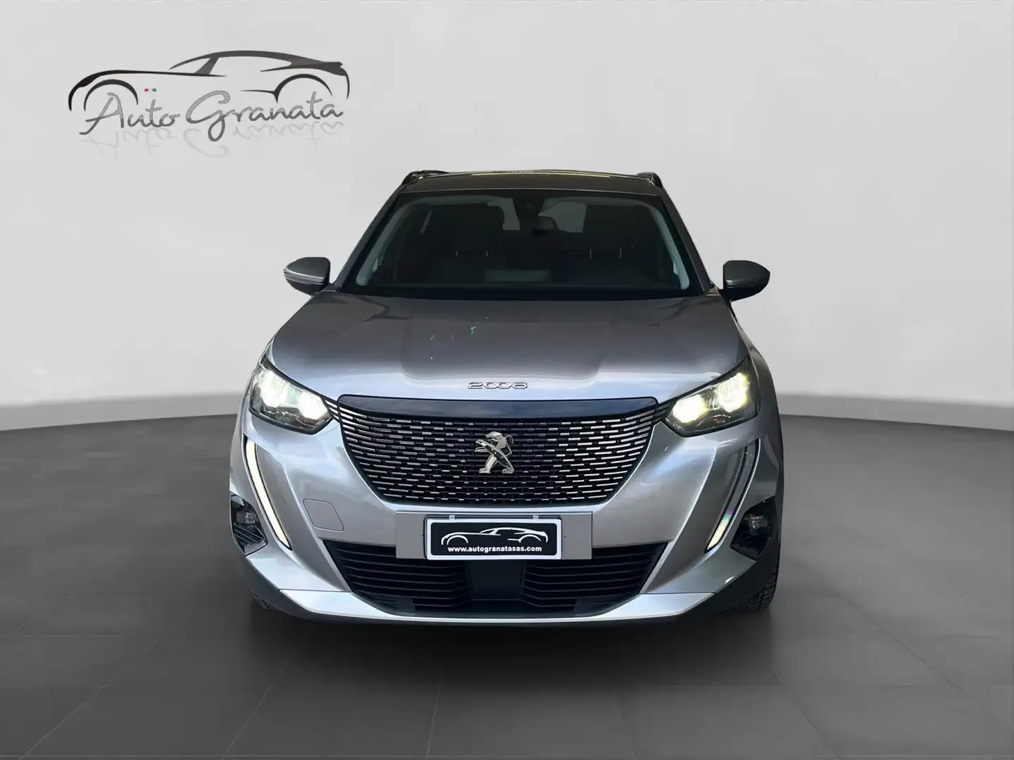 Peugeot 2008 1.5 Bluehdi 130cv AUT. Allure Pack Argento - 2