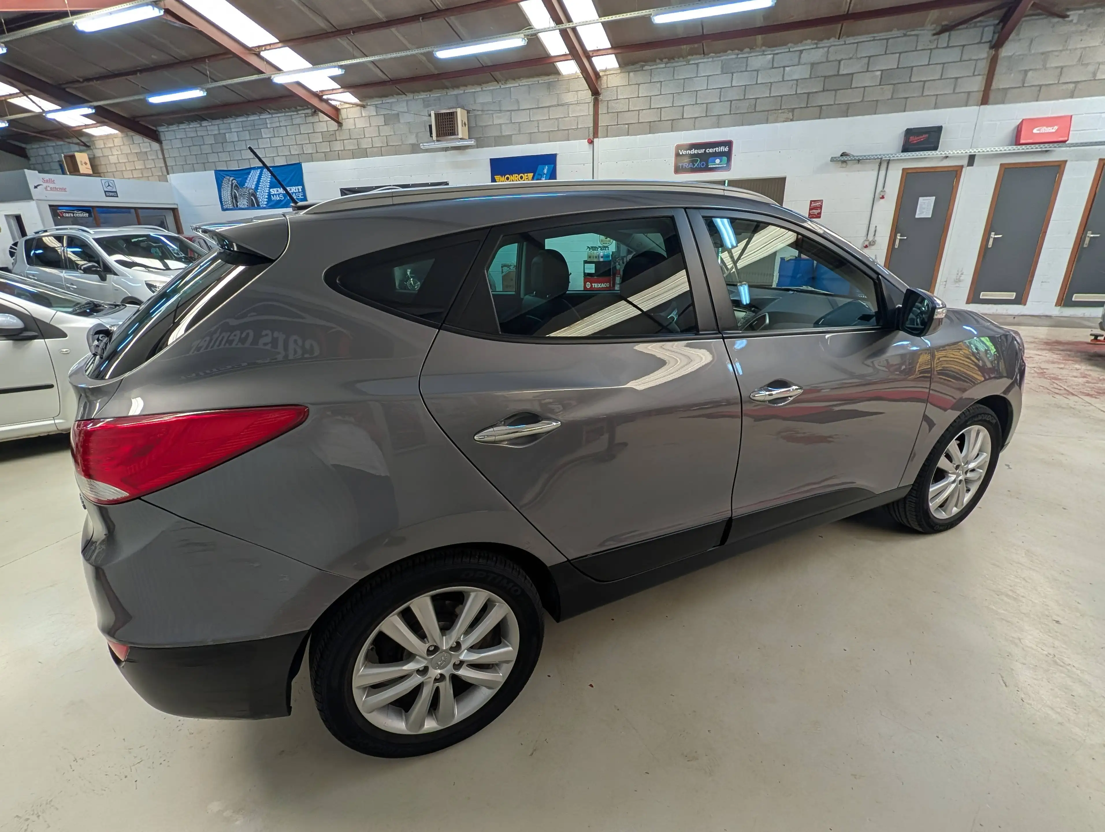 Hyundai iX35 iX35 2.0i 4WD Executive, 1ère Main, CUIR, Toit pano, GARANTIE!!! — photo 5