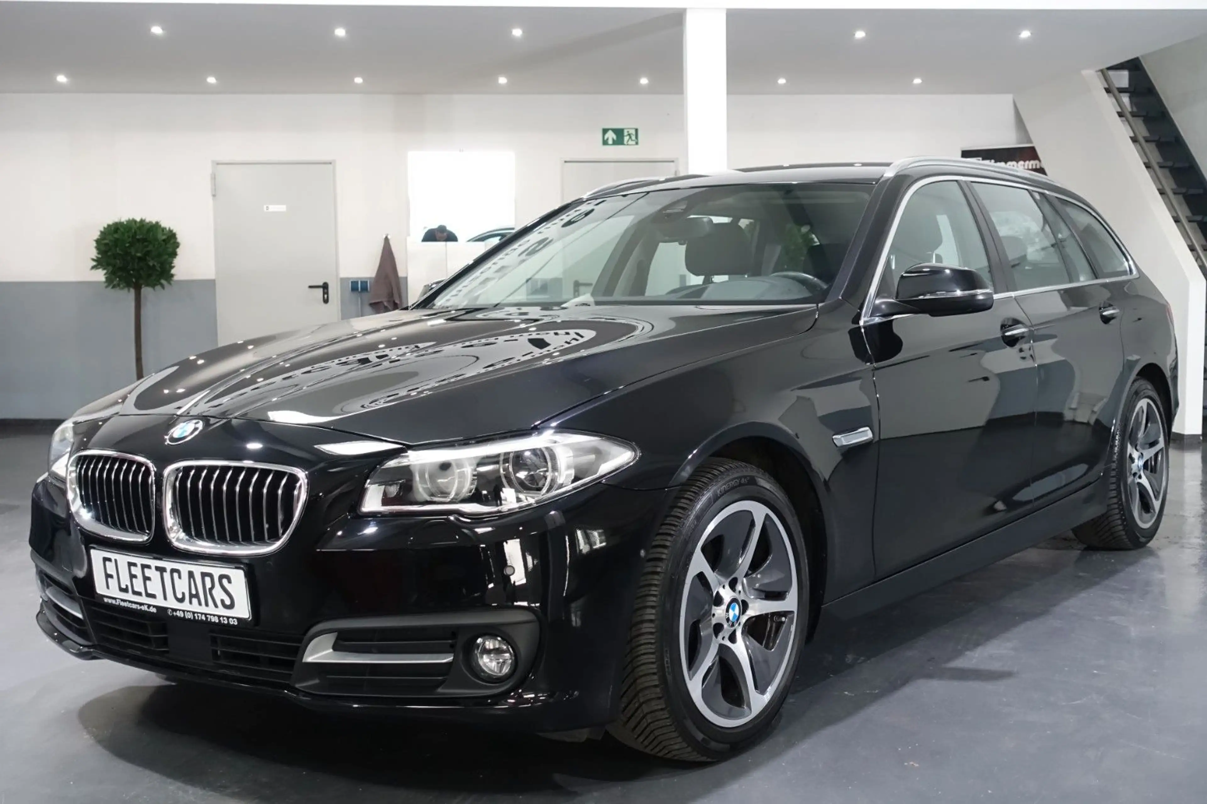 BMW 530 d Touring xDrive | LEDER | Head-Up | LED — photo 3