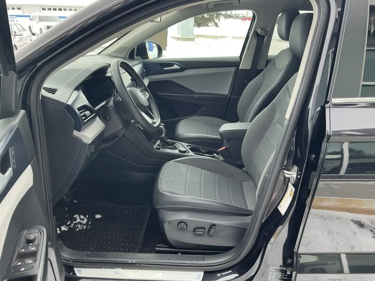 Volkswagen Taos снимка Volkswagen Taos