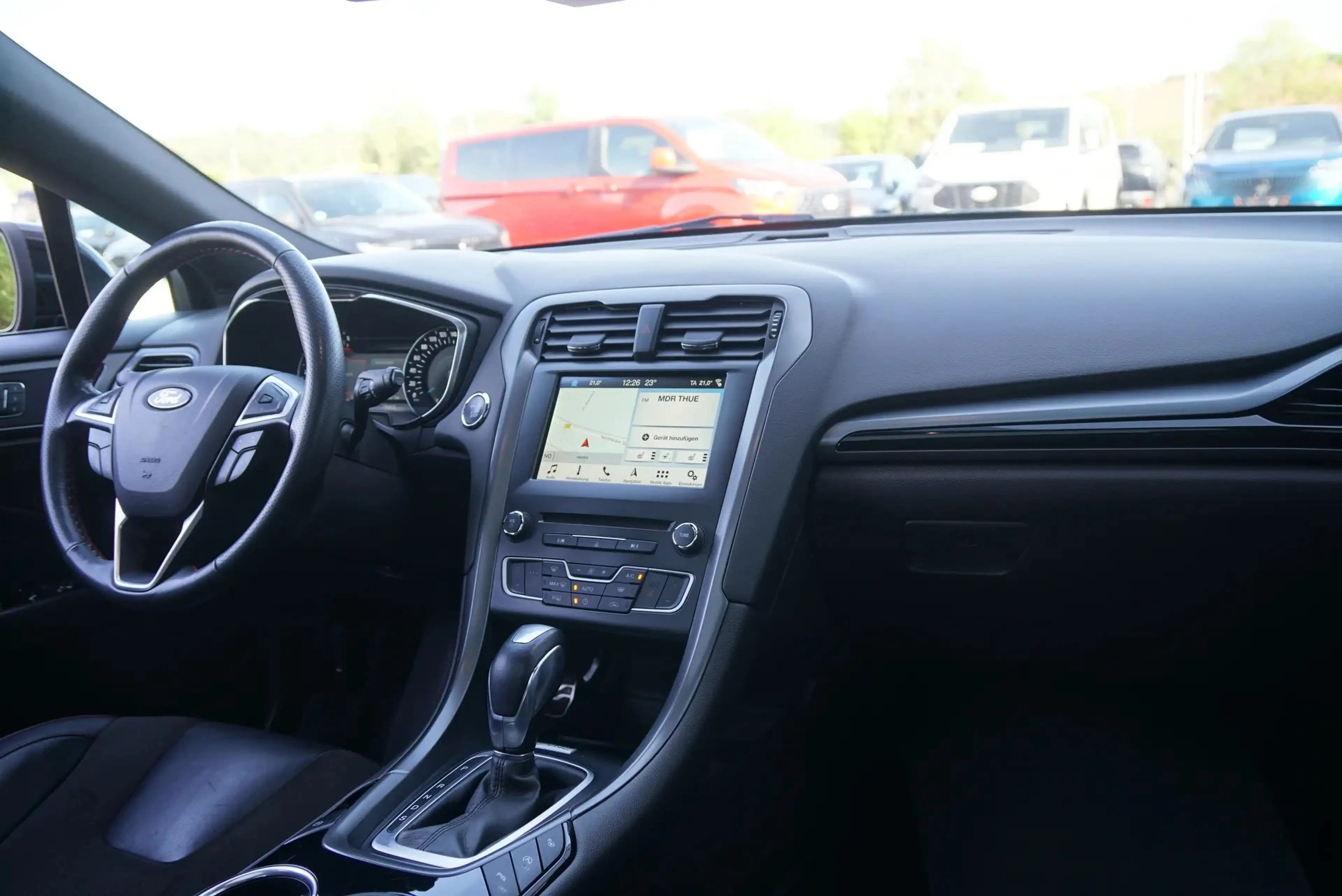 Ford Mondeo Mondeo 1.5 EcoBoost ST-Line *Pano*AHK*Matrix* — photo 19