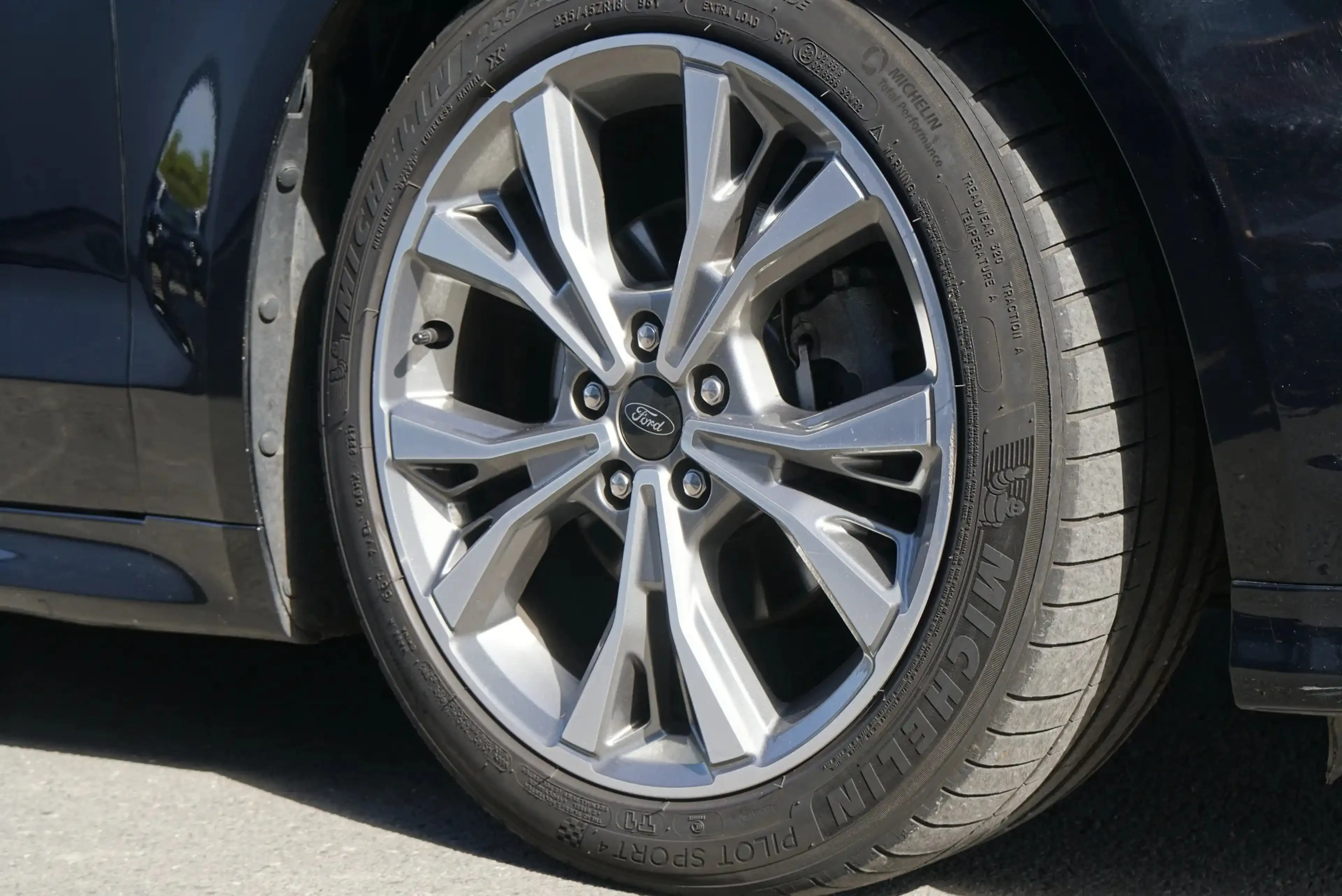 Ford Mondeo Mondeo 1.5 EcoBoost ST-Line *Pano*AHK*Matrix* — photo 10