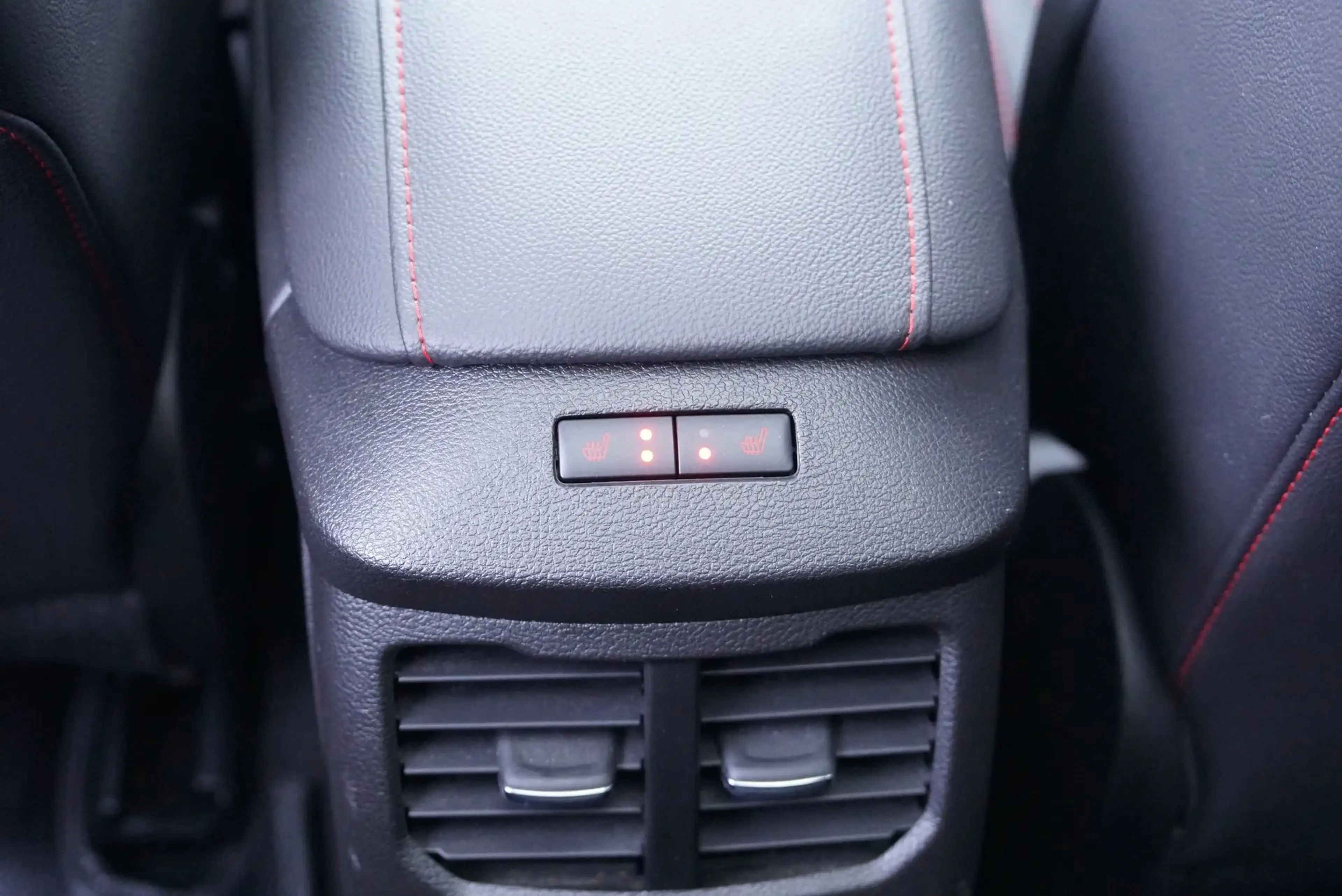 Ford Mondeo Mondeo 1.5 EcoBoost ST-Line *Pano*AHK*Matrix* — photo 27