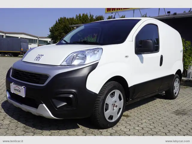 Fiat Fiorino 1.3 MJT 95CV Cargo Adventure Euro 6D-temp