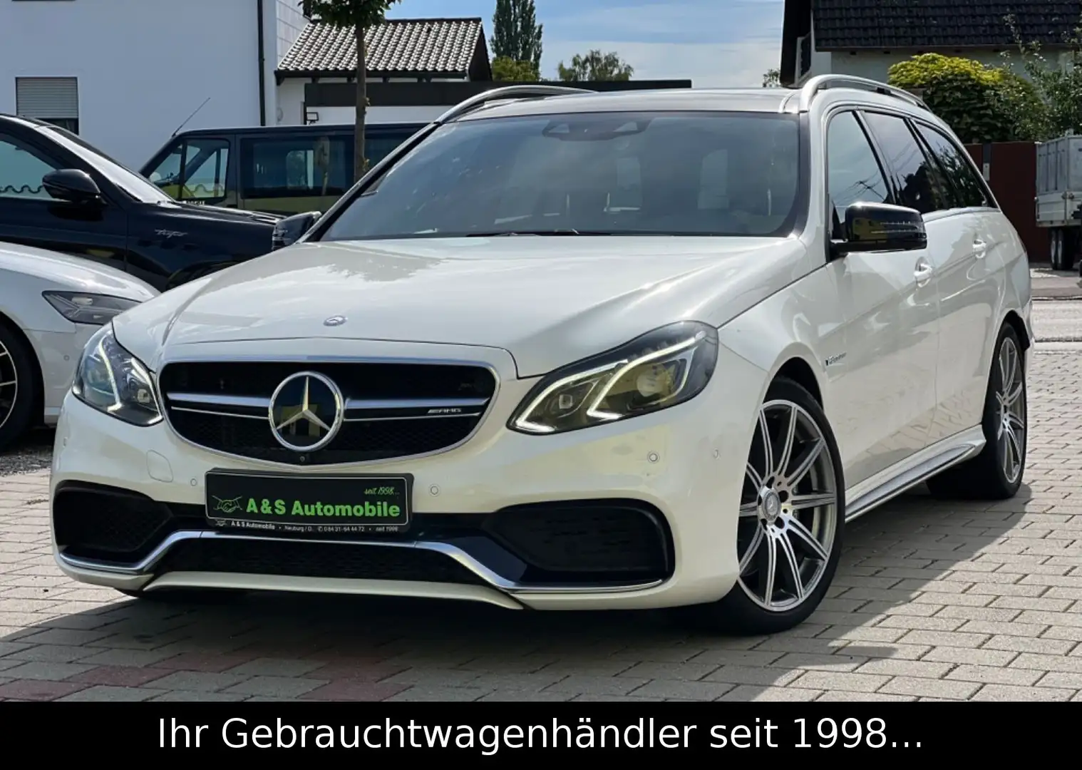 Mercedes-Benz E 63 AMG T 4Matic PANO/360°/H&K/SBL/MASSAGE/DSTR Weiß - 1