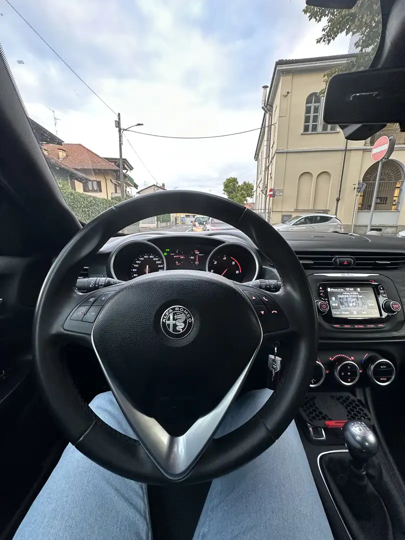 Alfa Romeo Giulietta 1.6 jtdm Sport 120cv - 1
