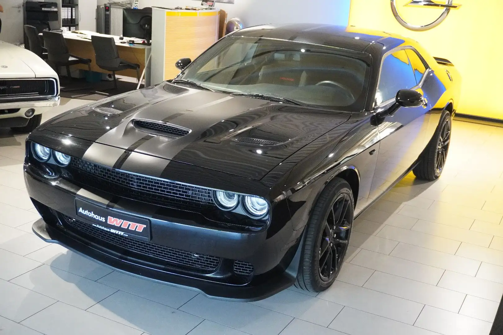 Dodge Challenger ~4x4~3,6L V6~Navi~Black Black~ Schwarz - 1