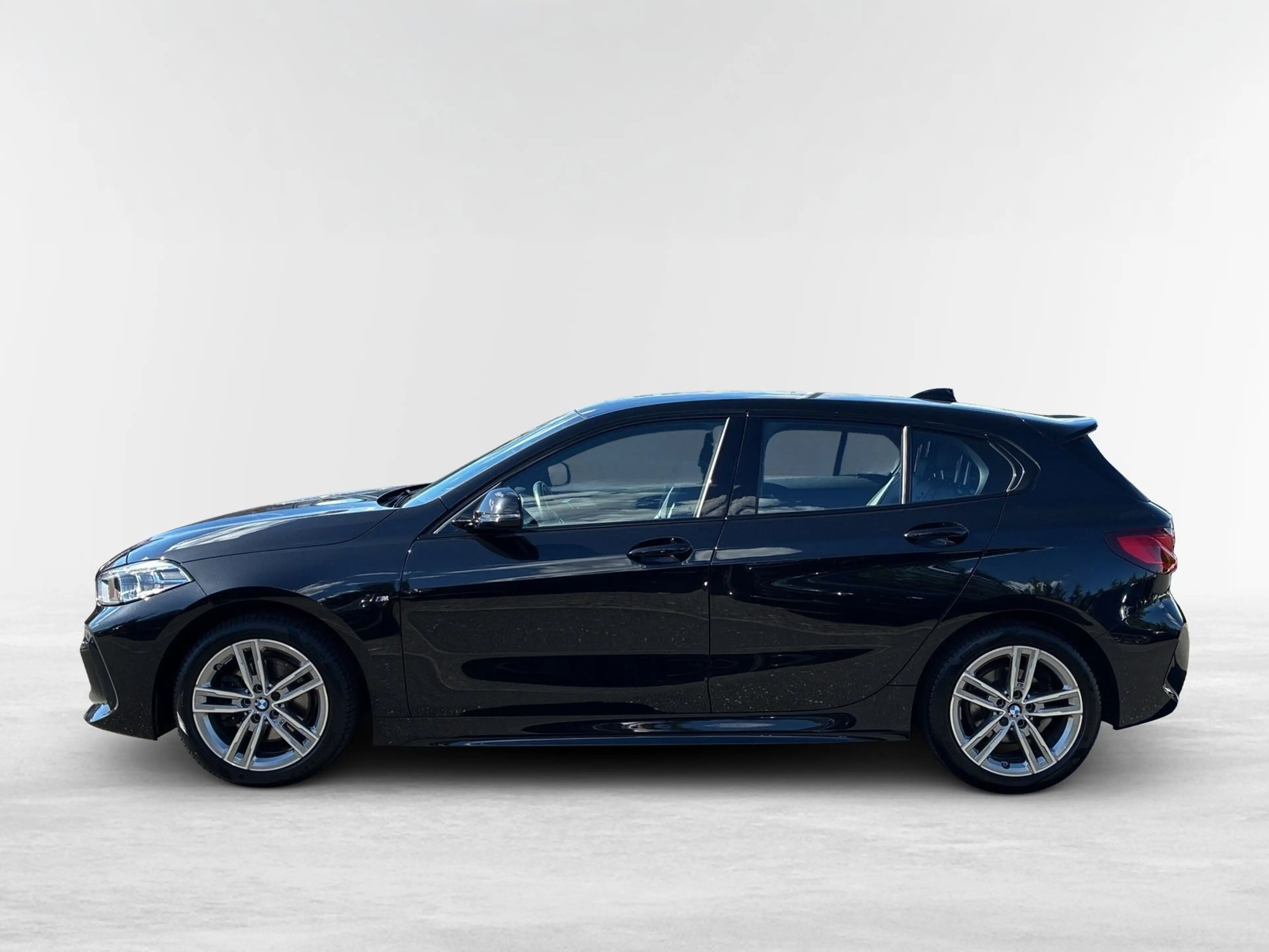BMW 118 i 5-Türer M Sport *LC-PROF..PDC.NAVI.LED-SW* — photo 4