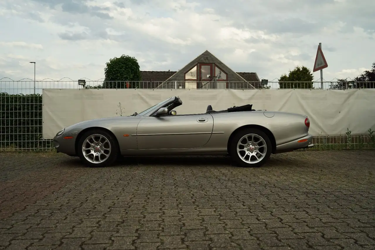 Jaguar XKR S/C Cabriolet 4.0 V8 Kompressor H/K MEMORY, foto 7