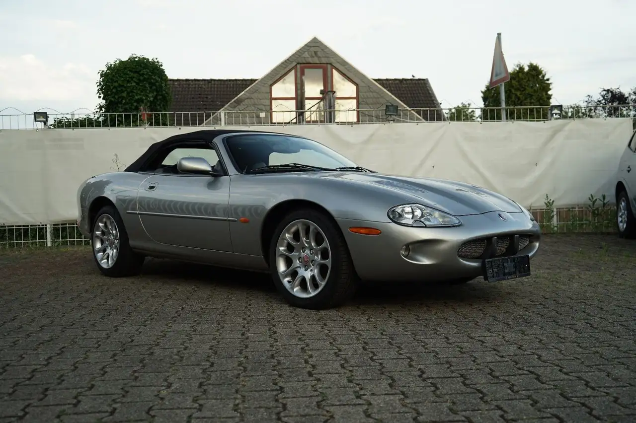 Jaguar XKR S/C Cabriolet 4.0 V8 Kompressor H/K MEMORY, foto 10