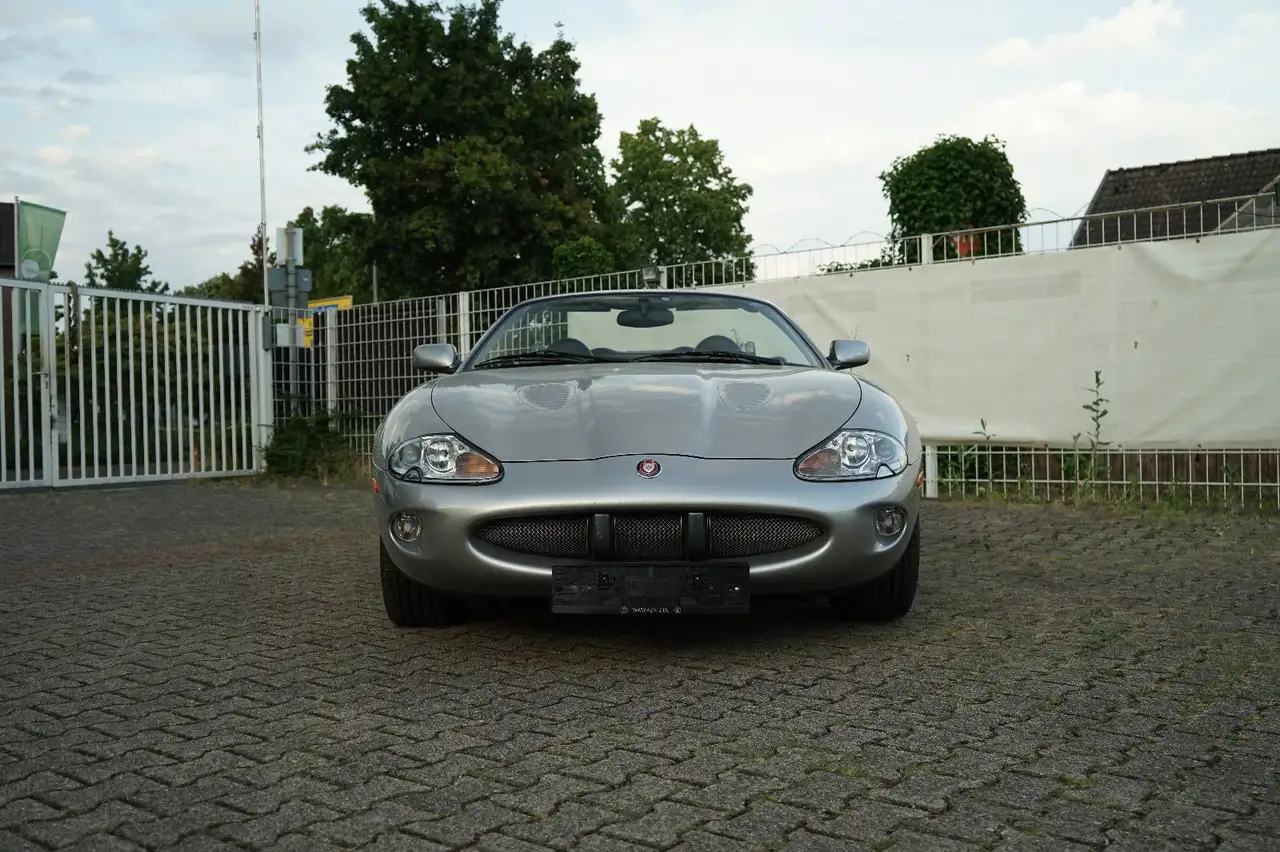Jaguar XKR S/C Cabriolet 4.0 V8 Kompressor H/K MEMORY, foto 6
