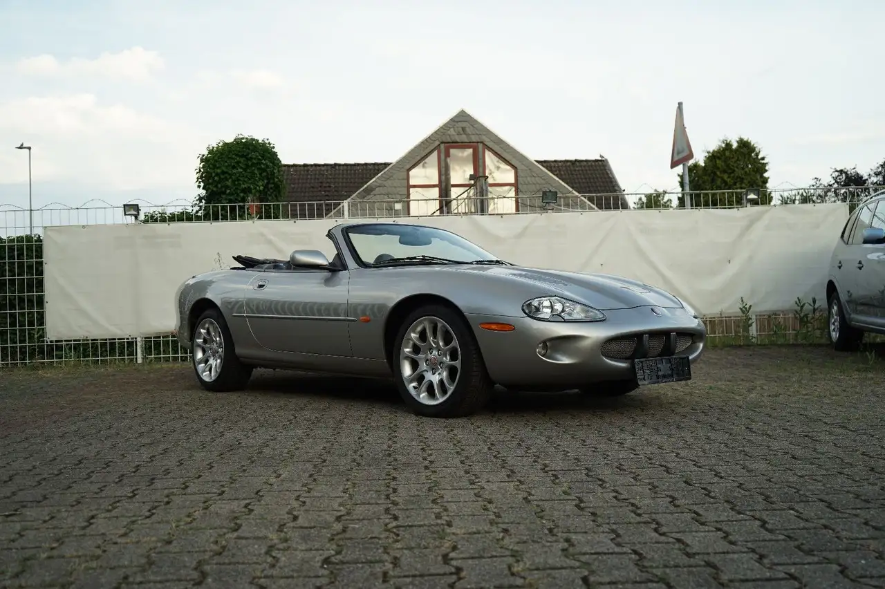 Jaguar XKR S/C Cabriolet 4.0 V8 Kompressor H/K MEMORY, foto 4