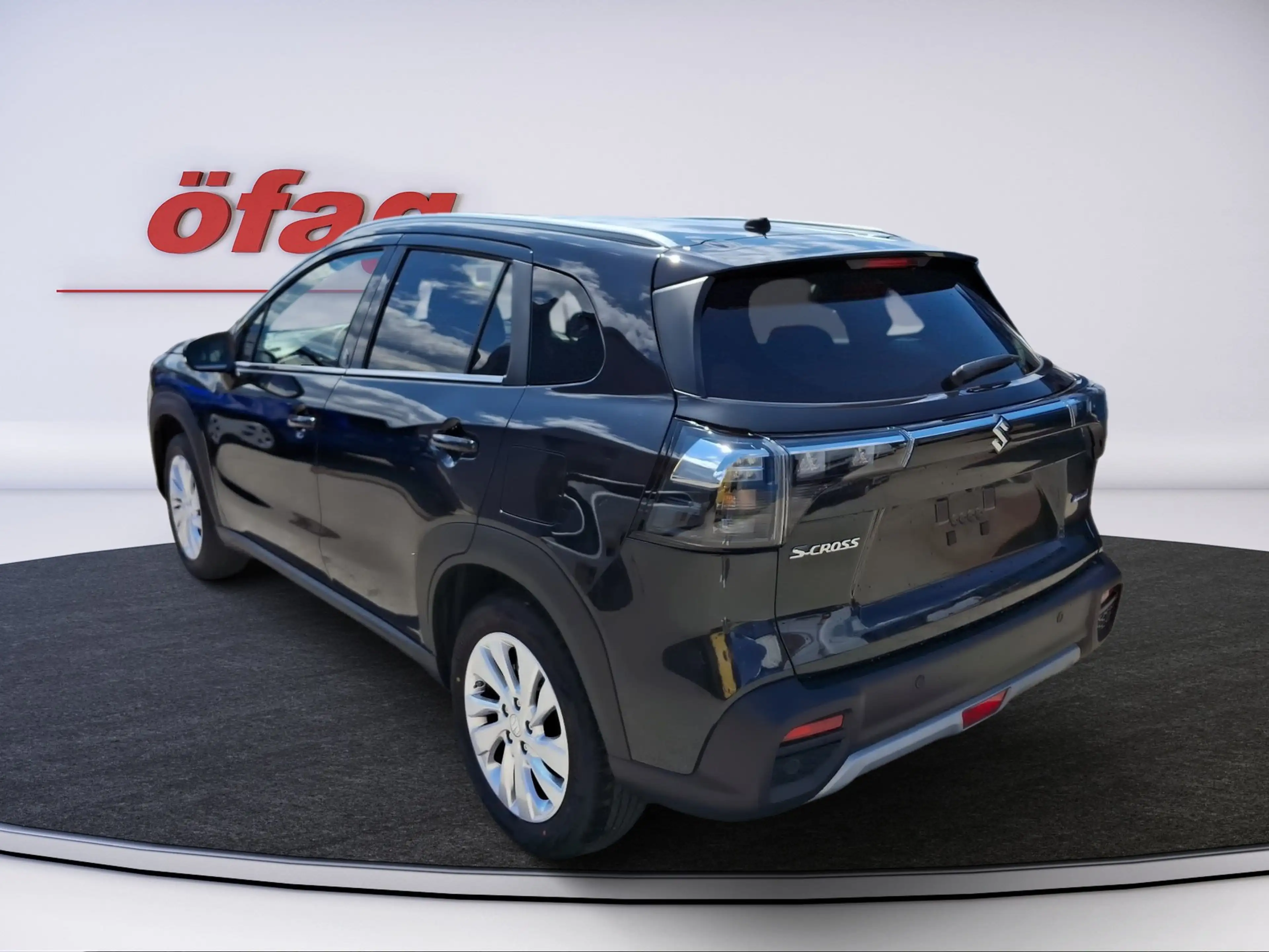 Suzuki S-Cross 1.4 Hybrid shine Aut. ACC+LED+Navi+SHZ — photo 4