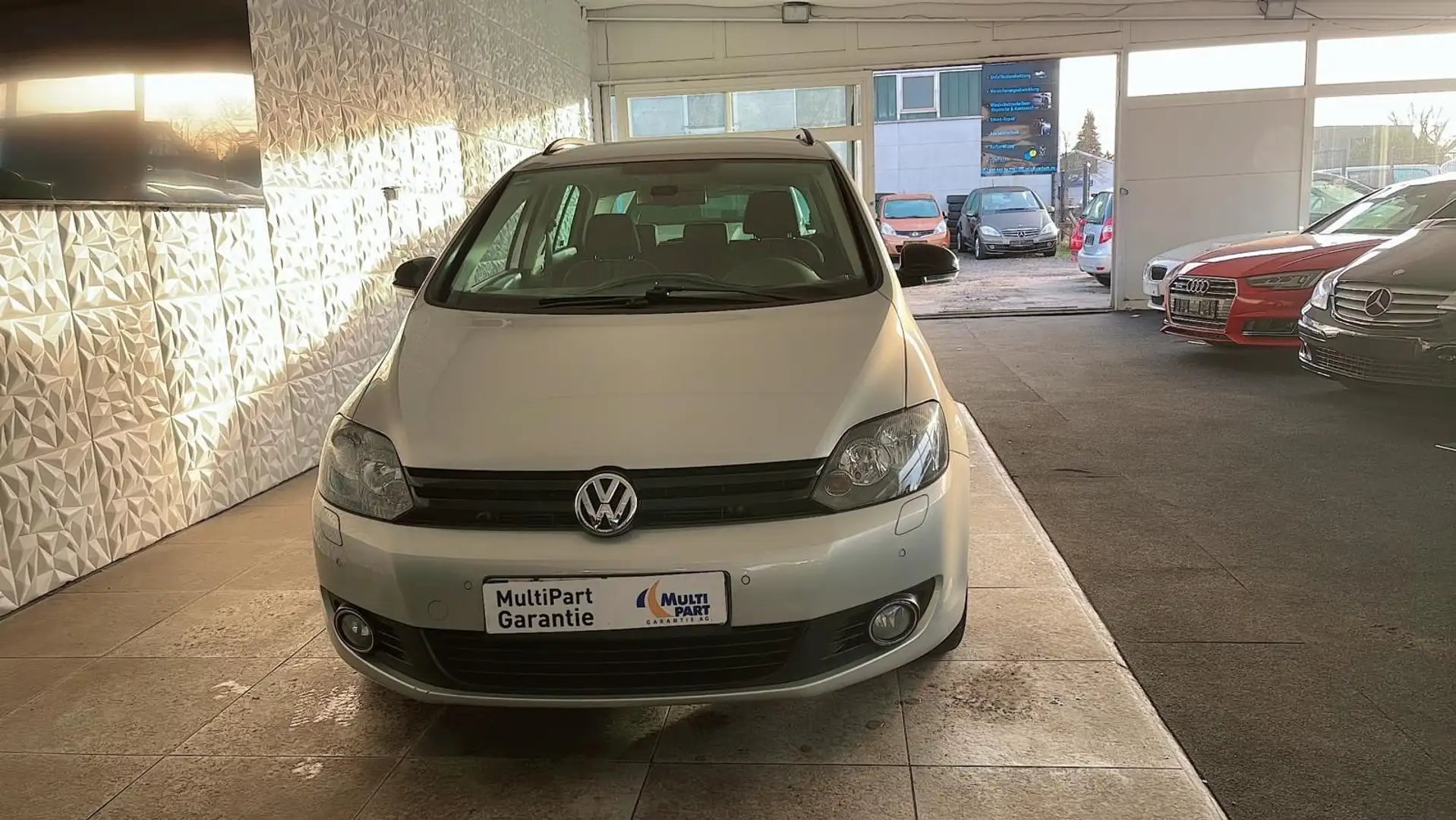 Volkswagen Golf Plus VI Match Automatik+Sitzheiz+PDC Oro - 2