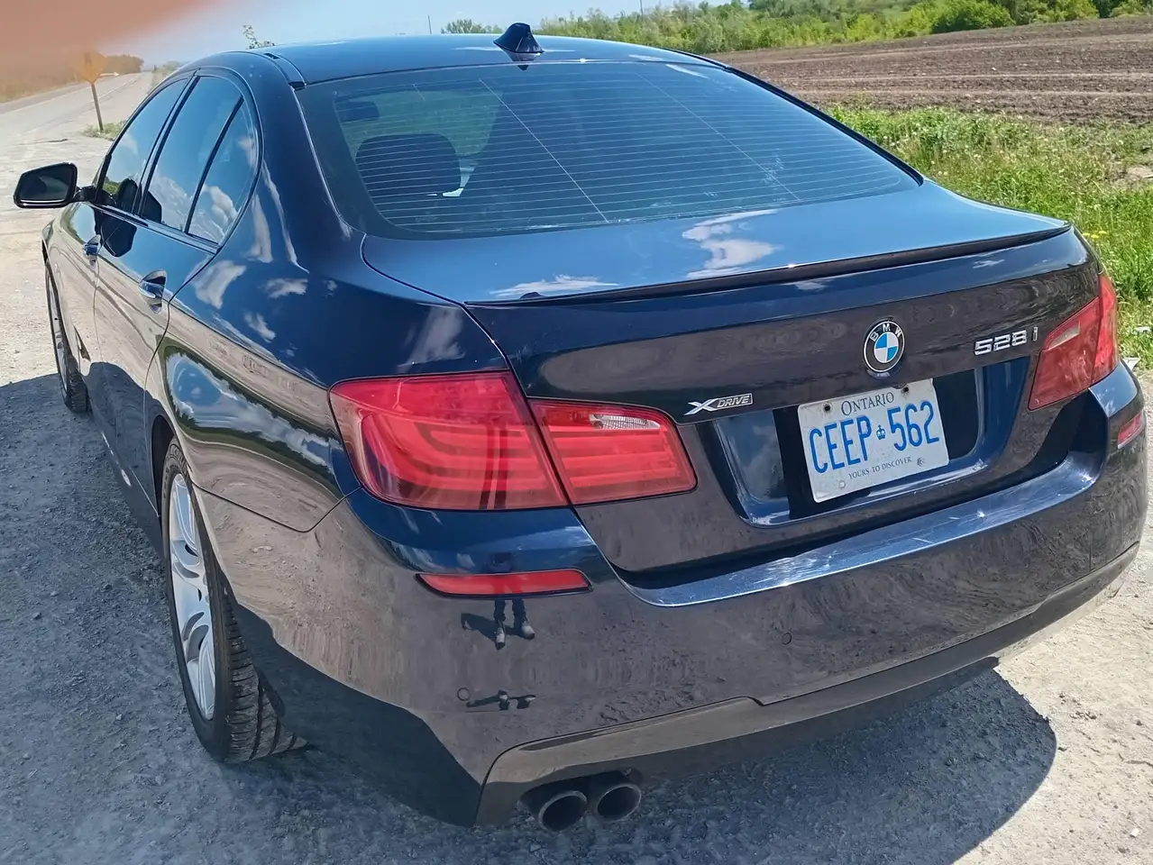 BMW 5 Series photo BMW 5 Series