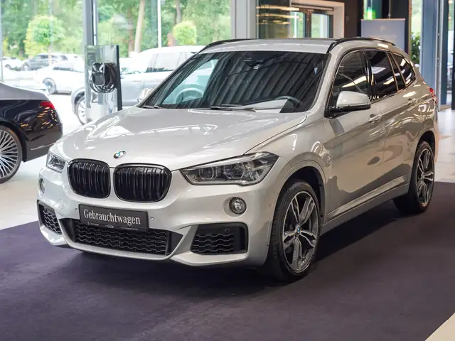 BMW X1 view 7