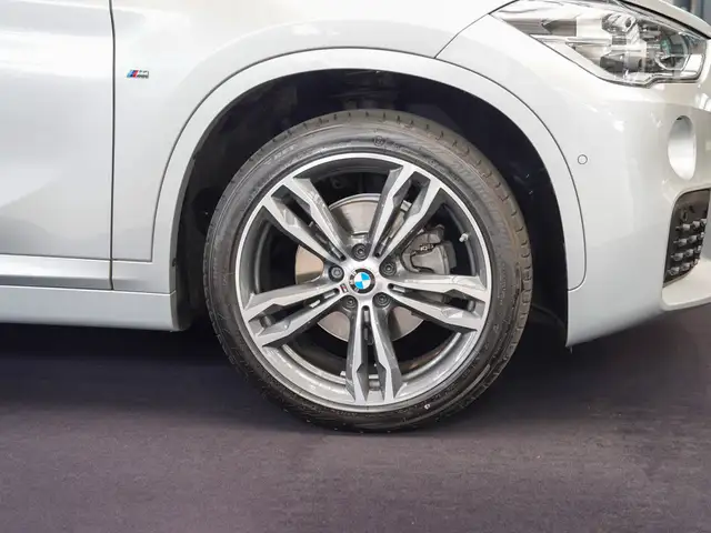 BMW X1 view 2