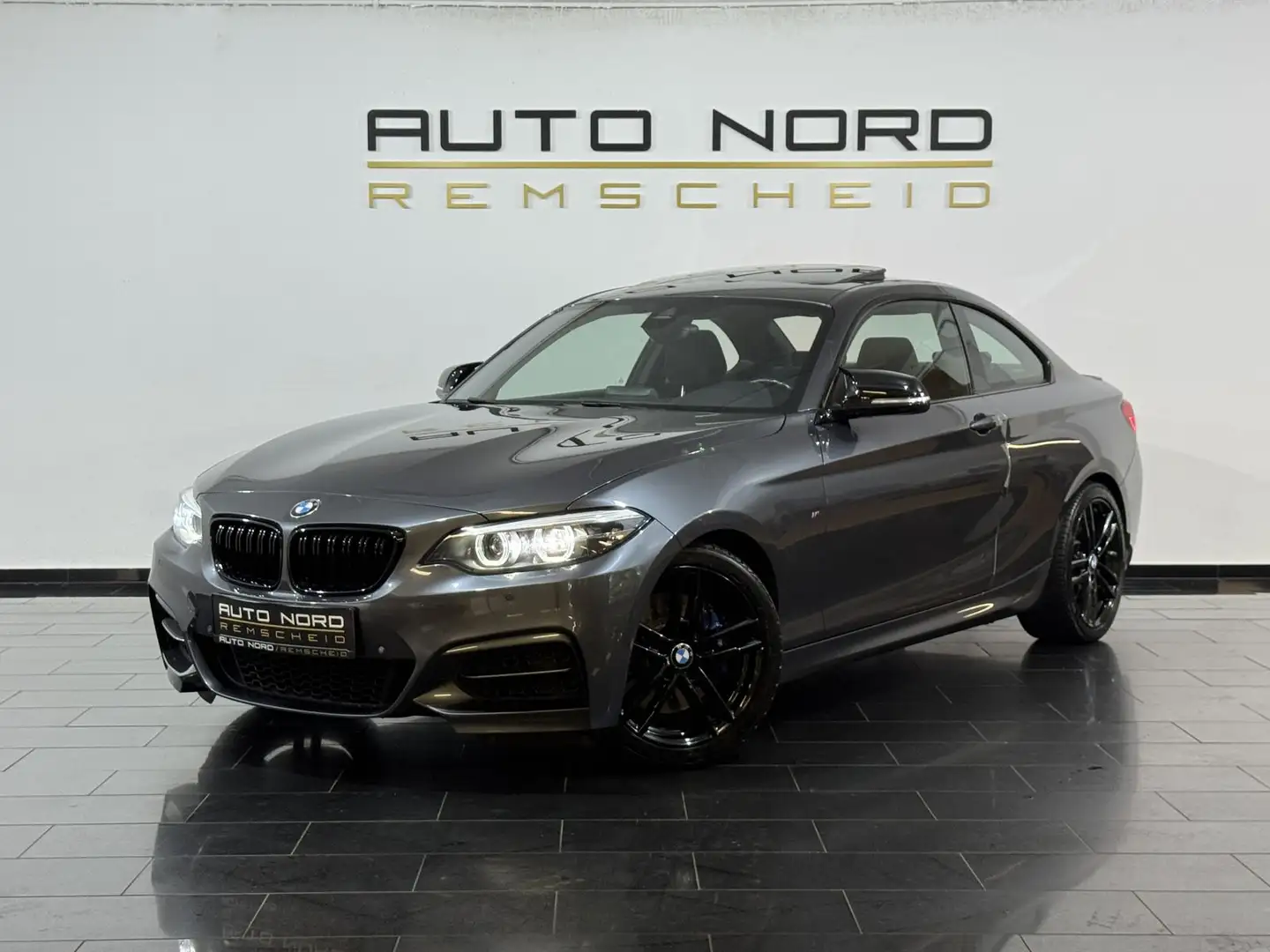 BMW 240 Coupé*DEUTSCH*S.Dach*LED*Navi Gris - 1