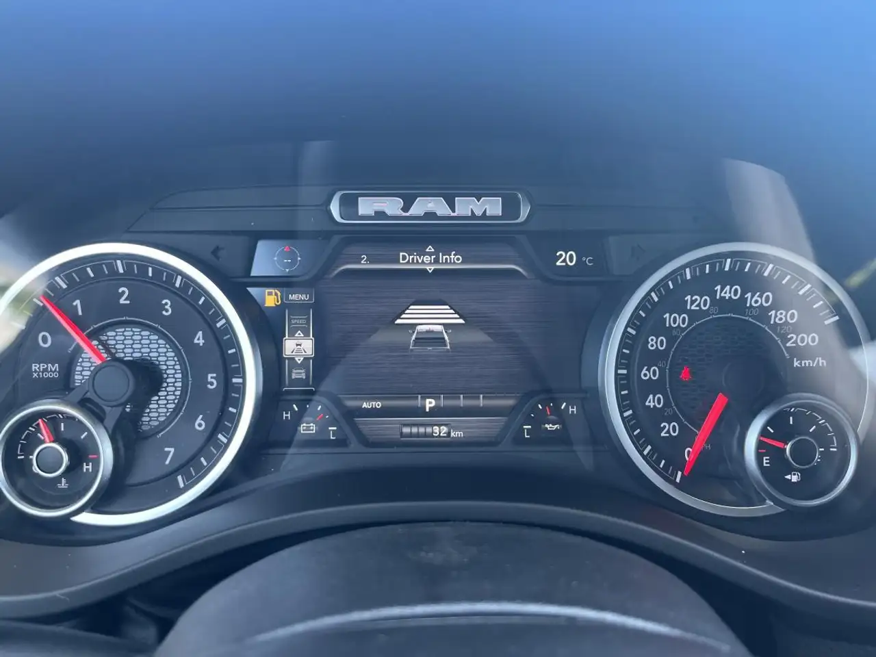 RAM 1500 снимка RAM 1500