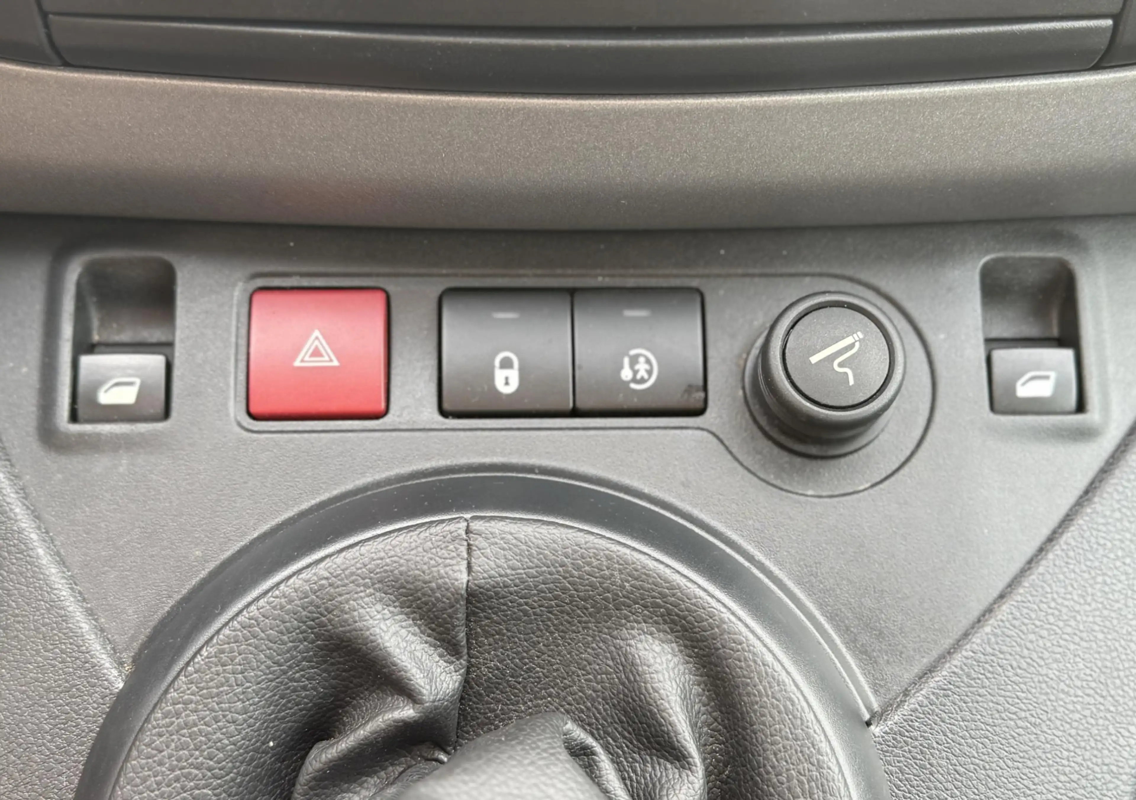 Peugeot Partner Tepee 1.2 PureTech Allure l Airco l Navi l Cruise — photo 18