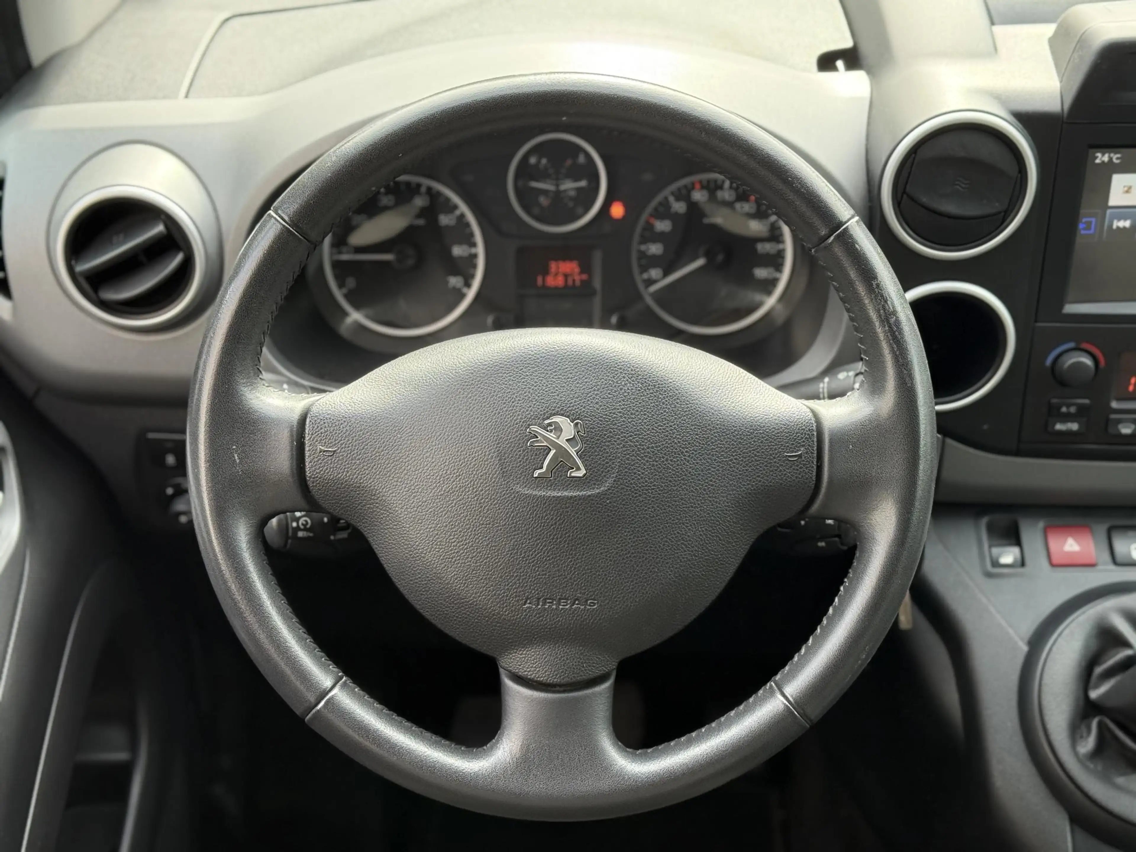 Peugeot Partner Tepee 1.2 PureTech Allure l Airco l Navi l Cruise — photo 5